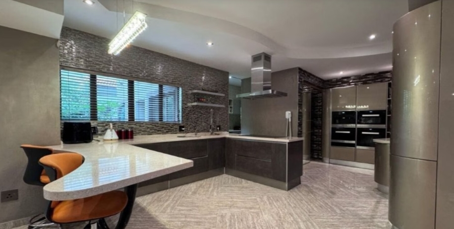 5 Bedroom Property for Sale in Bendor Limpopo