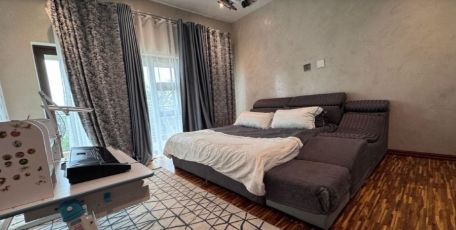 5 Bedroom Property for Sale in Bendor Limpopo