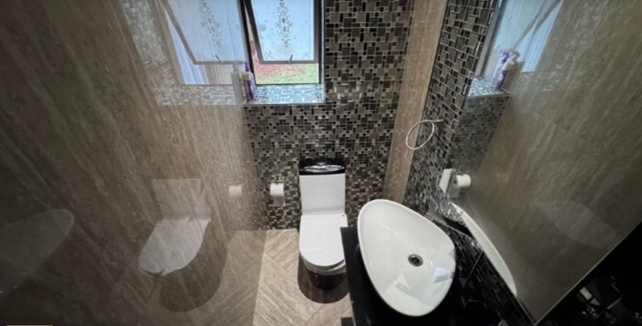 5 Bedroom Property for Sale in Bendor Limpopo