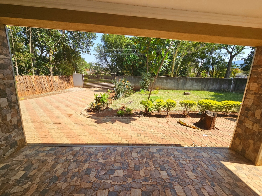 5 Bedroom Property for Sale in Louis Trichardt Limpopo