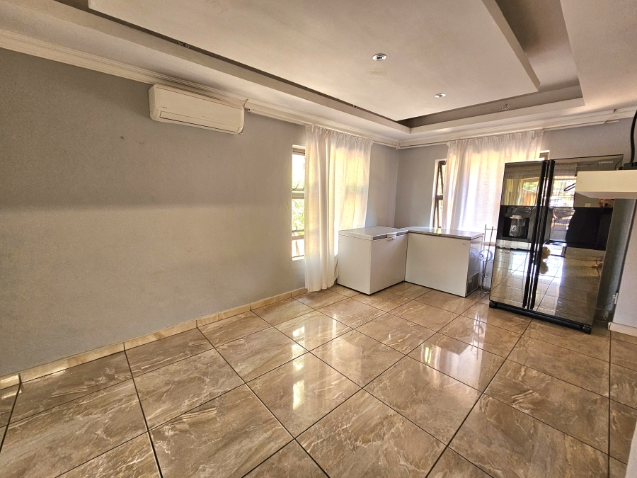 5 Bedroom Property for Sale in Louis Trichardt Limpopo