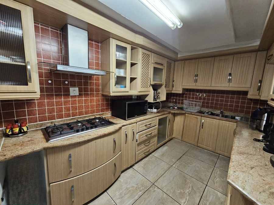 5 Bedroom Property for Sale in Louis Trichardt Limpopo
