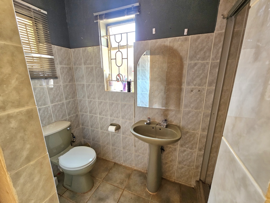 5 Bedroom Property for Sale in Louis Trichardt Limpopo