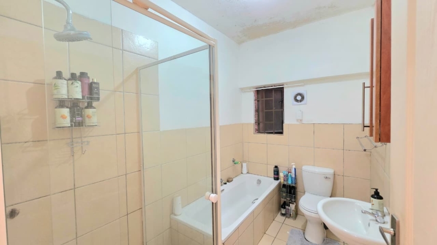 2 Bedroom Property for Sale in Bendor Limpopo