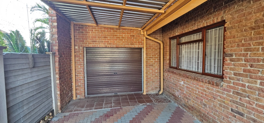 5 Bedroom Property for Sale in Flora Park Limpopo