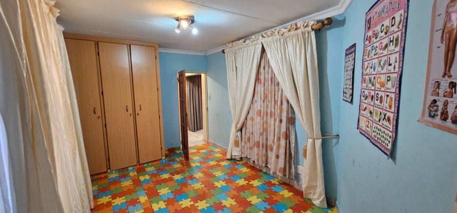 5 Bedroom Property for Sale in Flora Park Limpopo