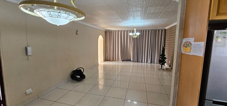 5 Bedroom Property for Sale in Flora Park Limpopo