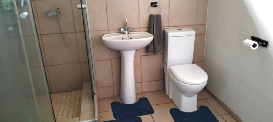 6 Bedroom Property for Sale in Mokopane Rural Limpopo
