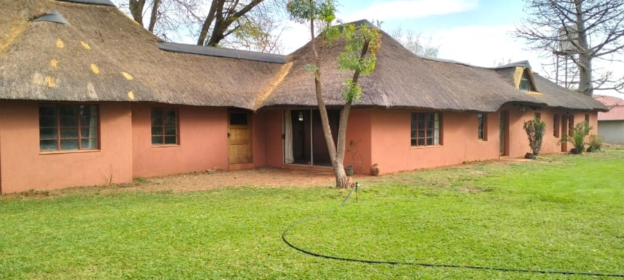 6 Bedroom Property for Sale in Mokopane Rural Limpopo