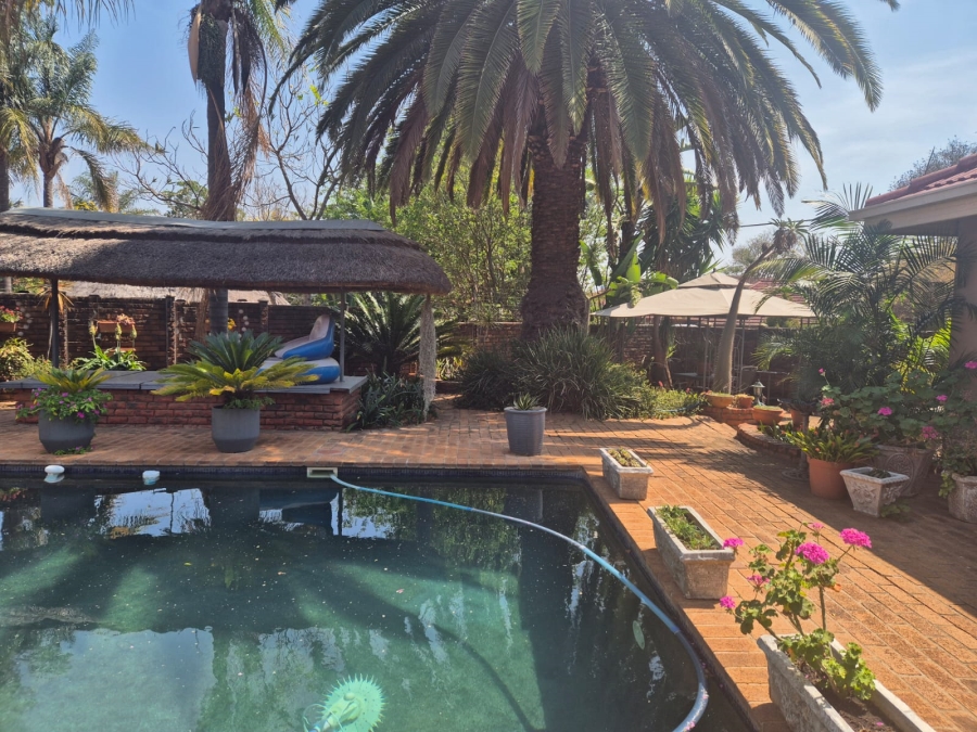 4 Bedroom Property for Sale in Bendor Limpopo