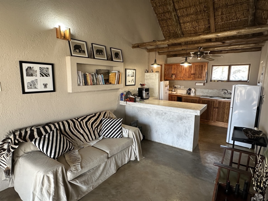 2 Bedroom Property for Sale in Lissataba Private Nature Reserve Limpopo