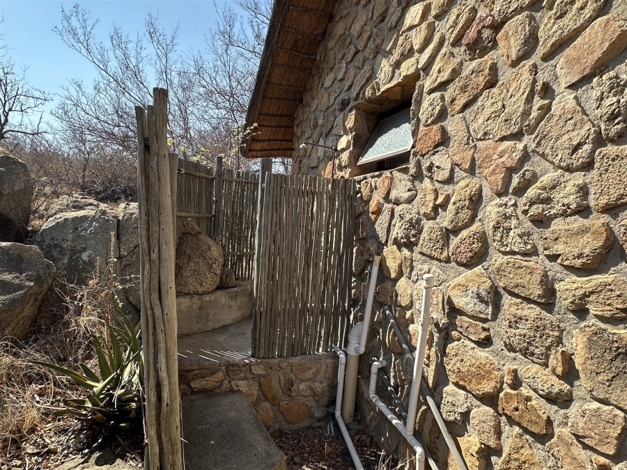 2 Bedroom Property for Sale in Lissataba Private Nature Reserve Limpopo