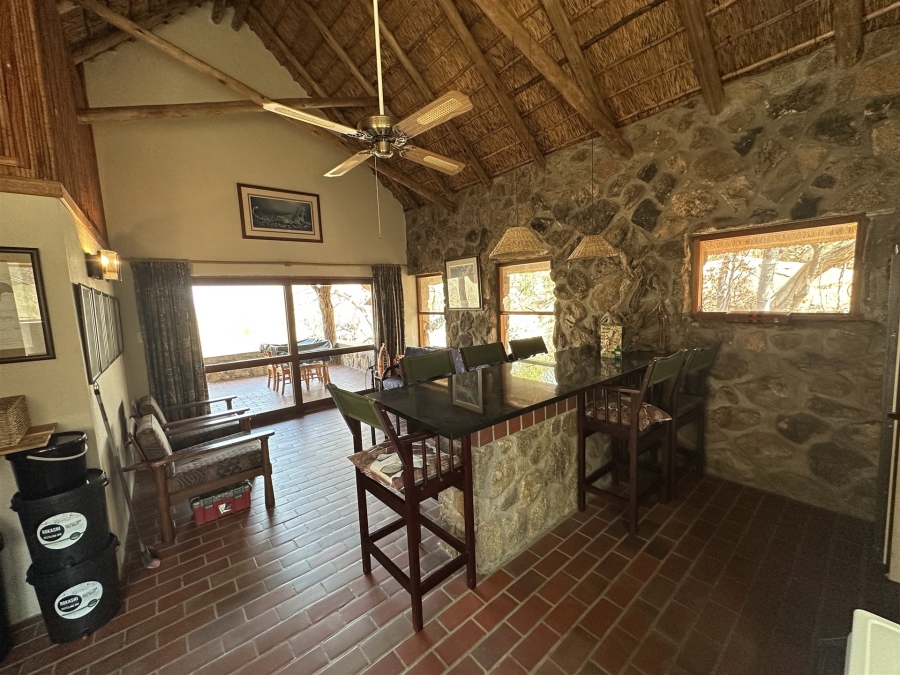 2 Bedroom Property for Sale in Lissataba Private Nature Reserve Limpopo