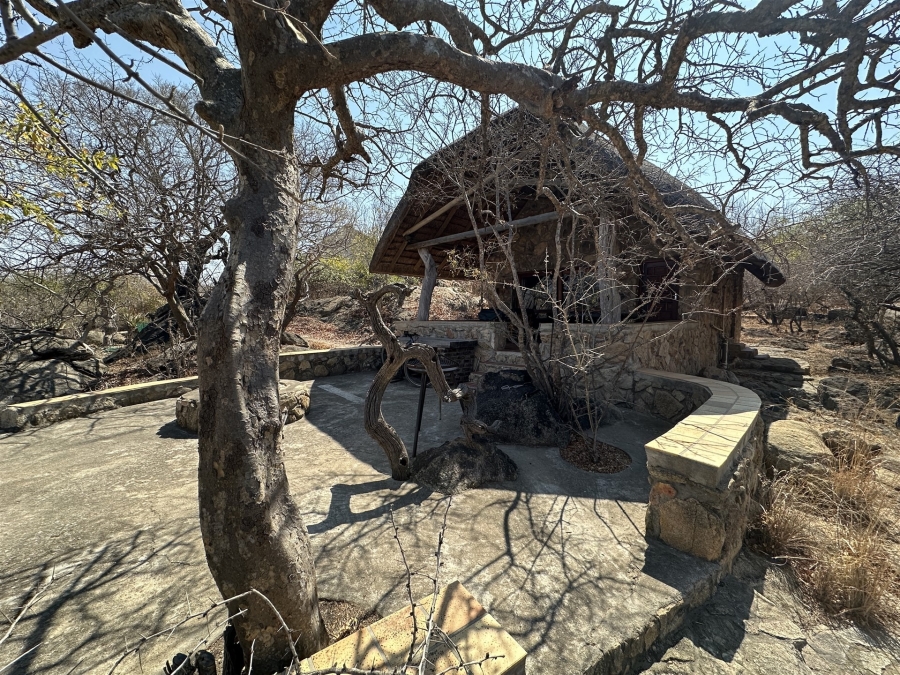 2 Bedroom Property for Sale in Lissataba Private Nature Reserve Limpopo