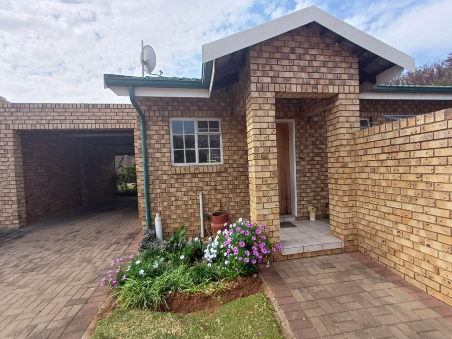 1 Bedroom Property for Sale in Aventura Warmbaths Limpopo