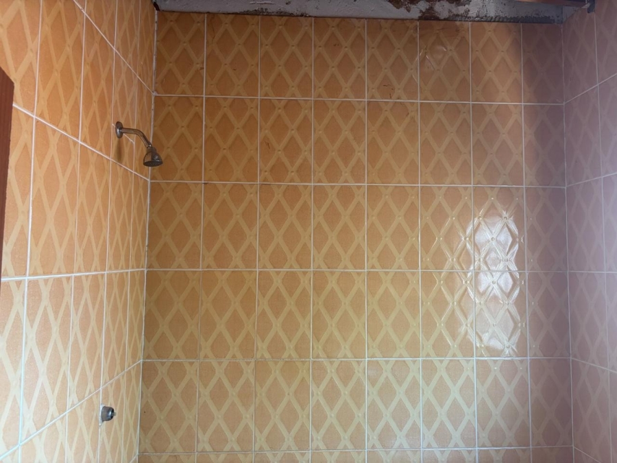 8 Bedroom Property for Sale in Aluta Park Limpopo