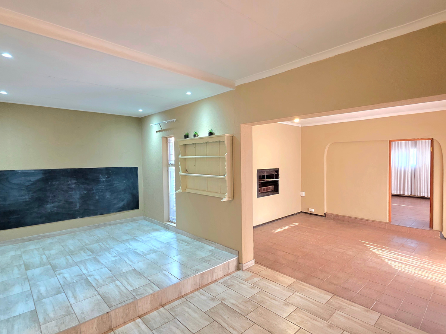 To Let 4 Bedroom Property for Rent in Flora Park Limpopo