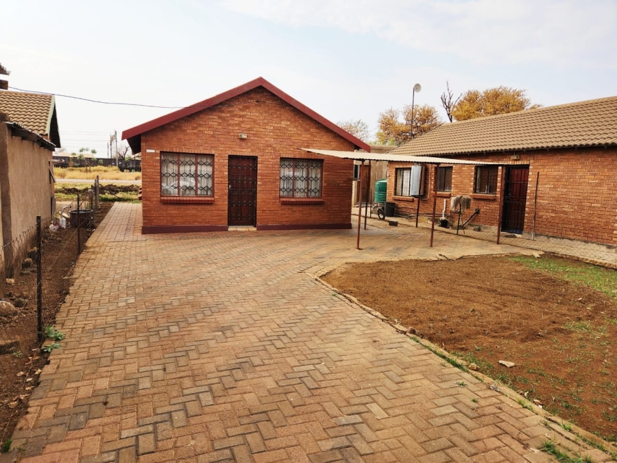 3 Bedroom Property for Sale in Northam Limpopo
