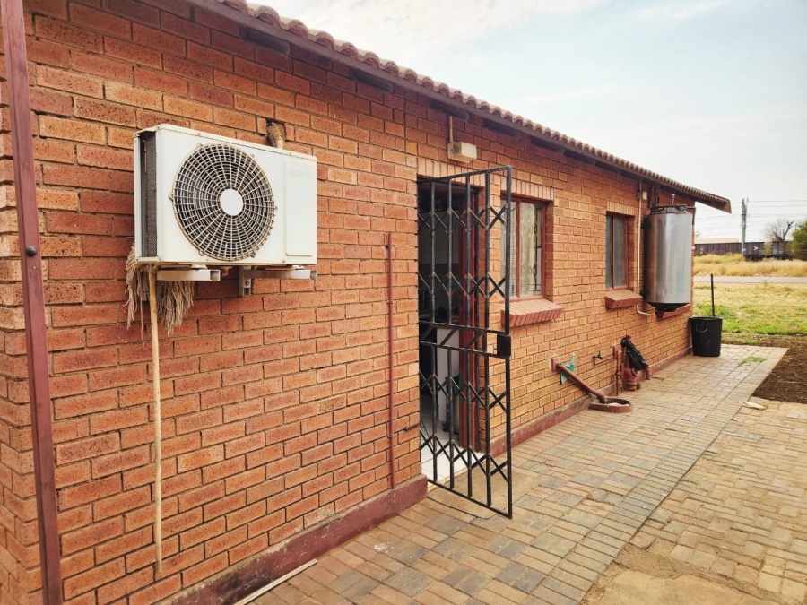 3 Bedroom Property for Sale in Northam Limpopo
