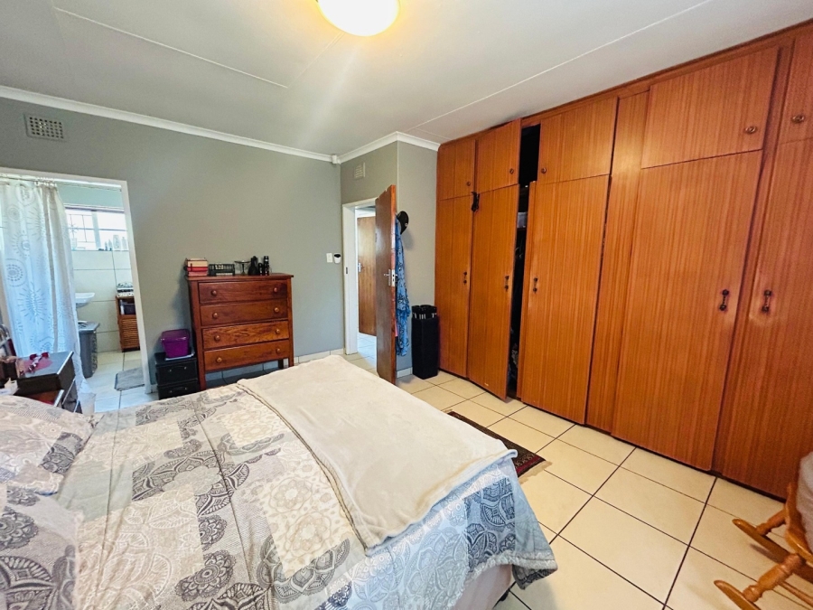 3 Bedroom Property for Sale in Chroompark Limpopo