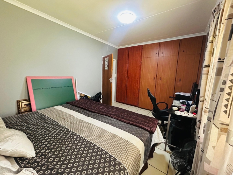 3 Bedroom Property for Sale in Chroompark Limpopo