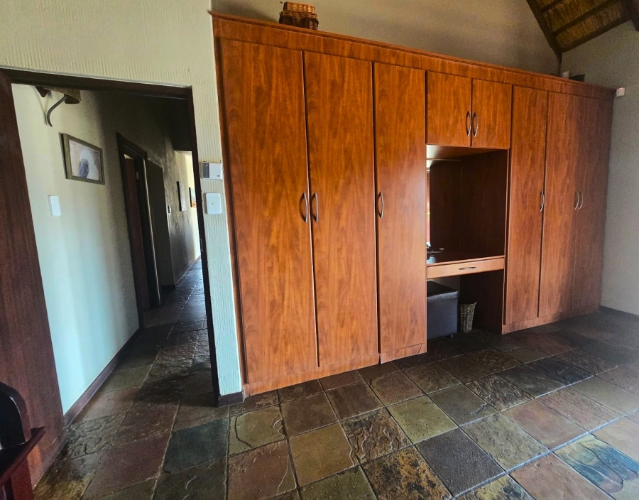 4 Bedroom Property for Sale in Sondela Nature Reserve Limpopo