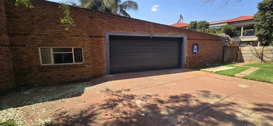 5 Bedroom Property for Sale in Flora Park Limpopo