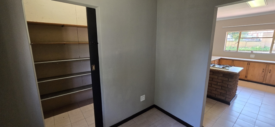 5 Bedroom Property for Sale in Flora Park Limpopo