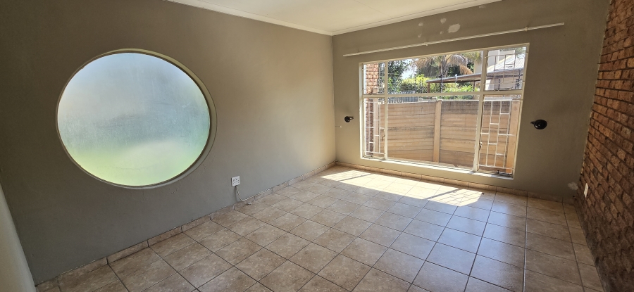 5 Bedroom Property for Sale in Flora Park Limpopo