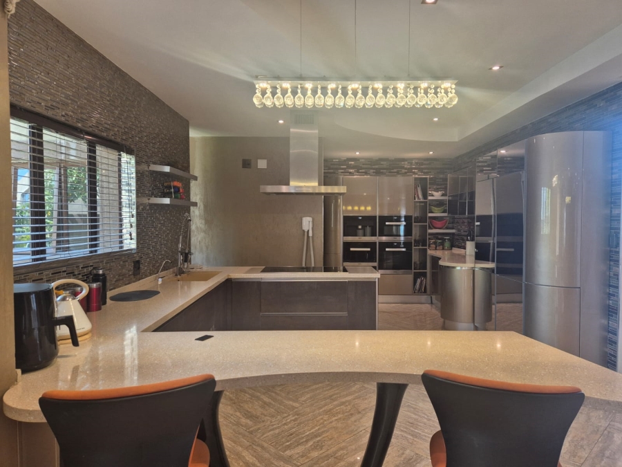5 Bedroom Property for Sale in Bendor Limpopo