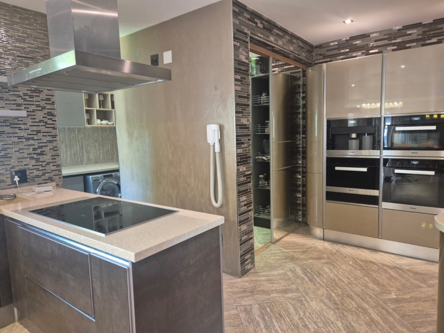 5 Bedroom Property for Sale in Bendor Limpopo