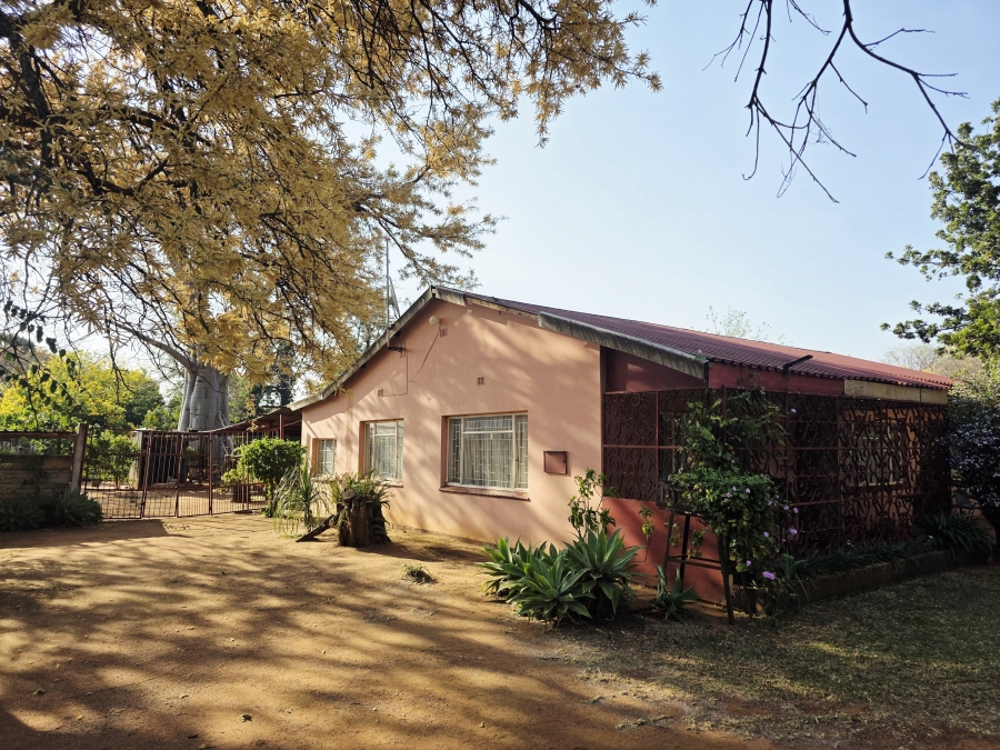 3 Bedroom Property for Sale in Mookgopong Limpopo