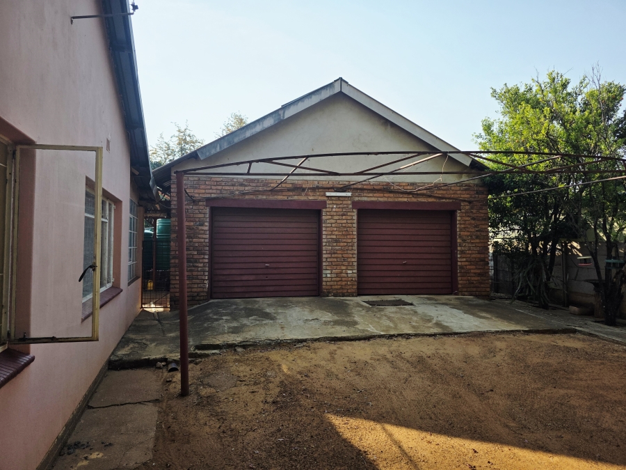3 Bedroom Property for Sale in Mookgopong Limpopo