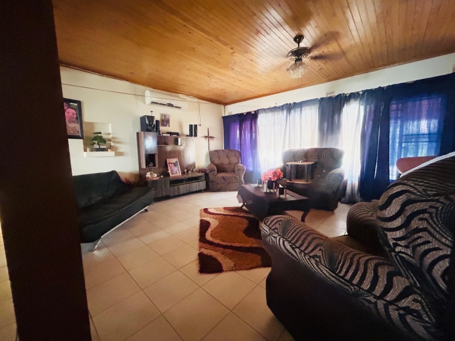 3 Bedroom Property for Sale in Chroompark Limpopo