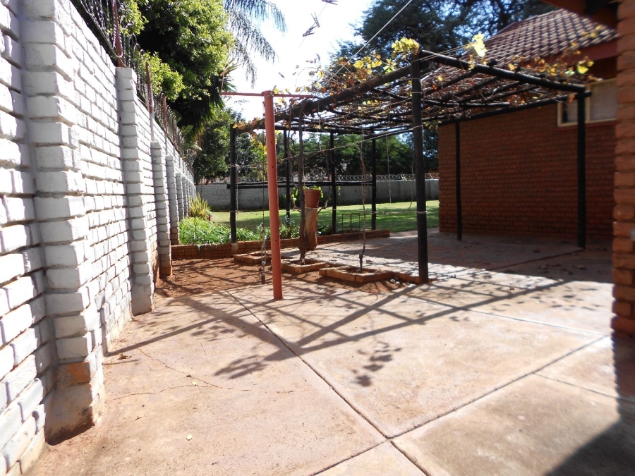 3 Bedroom Property for Sale in Chroompark Limpopo
