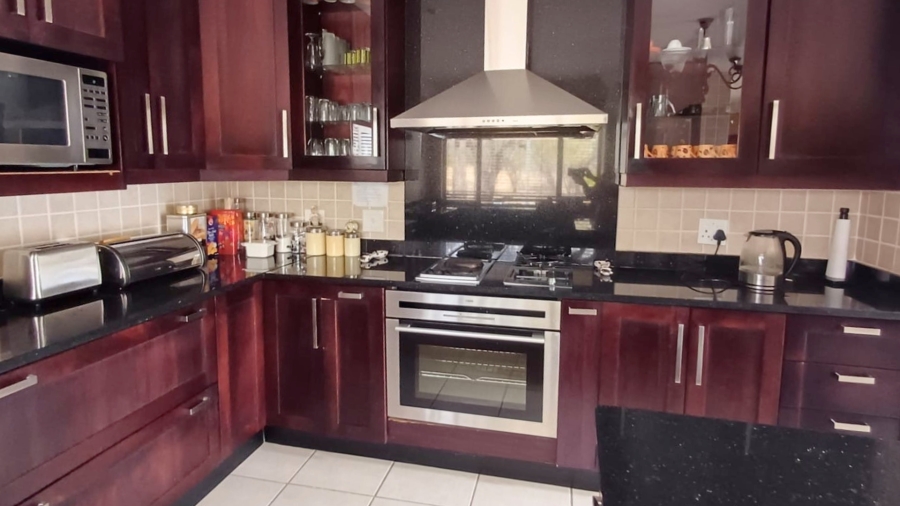 6 Bedroom Property for Sale in Zebula Golf Estate Limpopo
