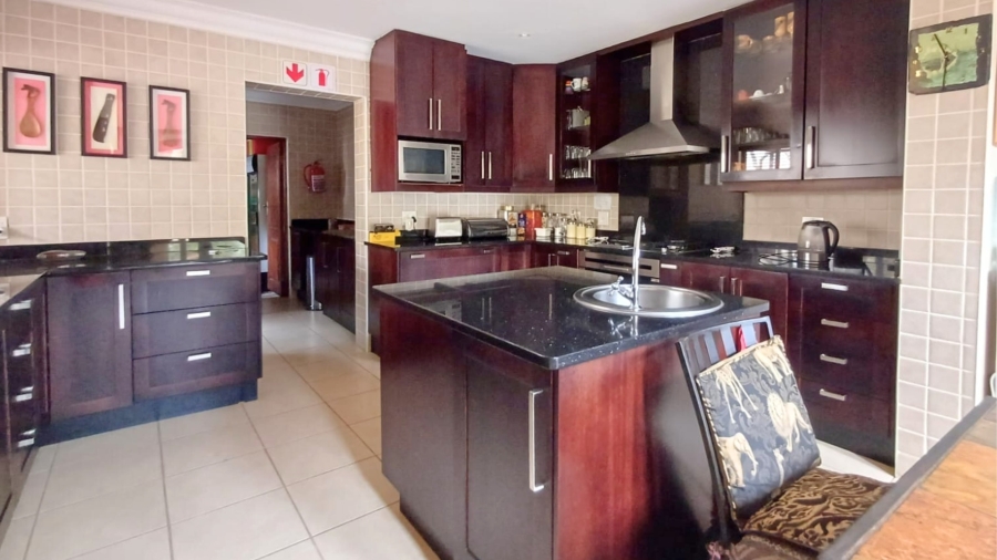6 Bedroom Property for Sale in Zebula Golf Estate Limpopo