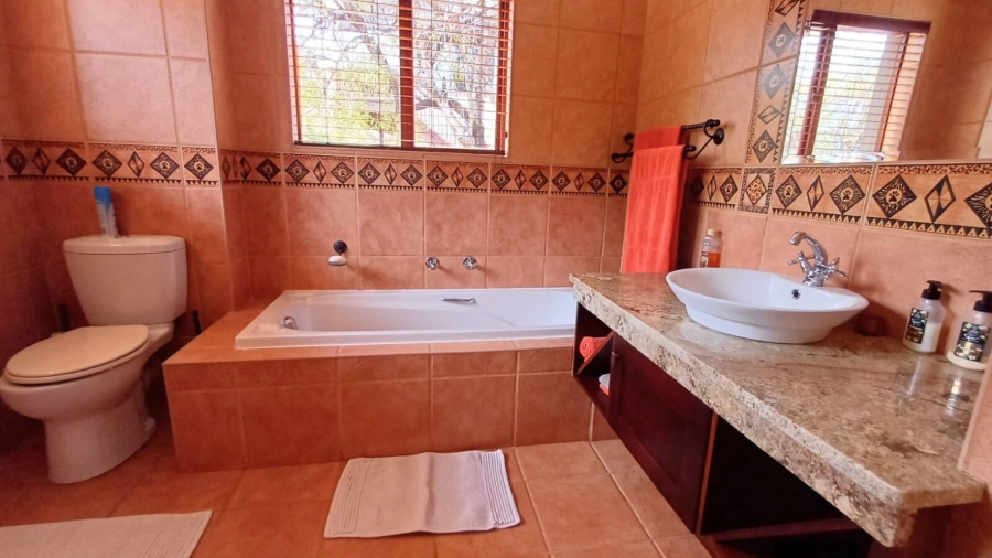 6 Bedroom Property for Sale in Zebula Golf Estate Limpopo