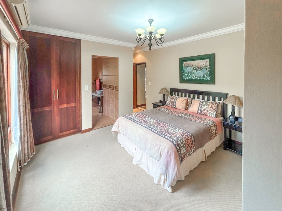 6 Bedroom Property for Sale in Zebula Golf Estate Limpopo