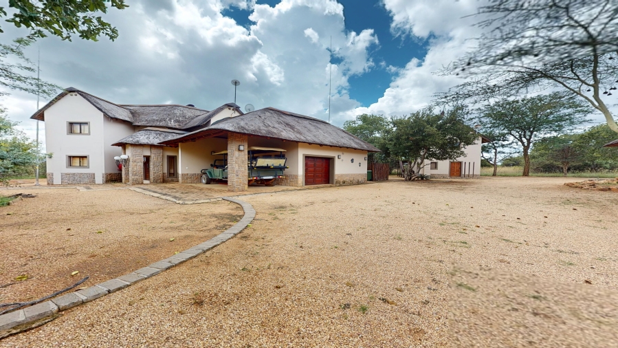 5 Bedroom Property for Sale in Zebula Golf Estate Limpopo