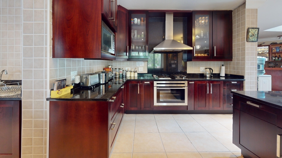 5 Bedroom Property for Sale in Zebula Golf Estate Limpopo