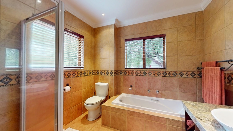 5 Bedroom Property for Sale in Zebula Golf Estate Limpopo