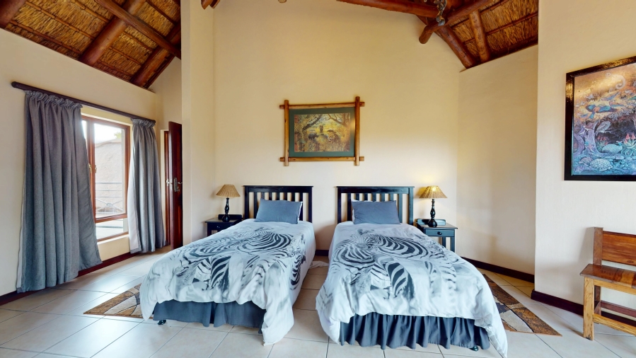 5 Bedroom Property for Sale in Zebula Golf Estate Limpopo