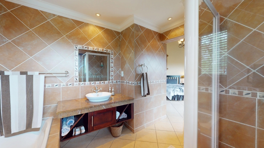 5 Bedroom Property for Sale in Zebula Golf Estate Limpopo