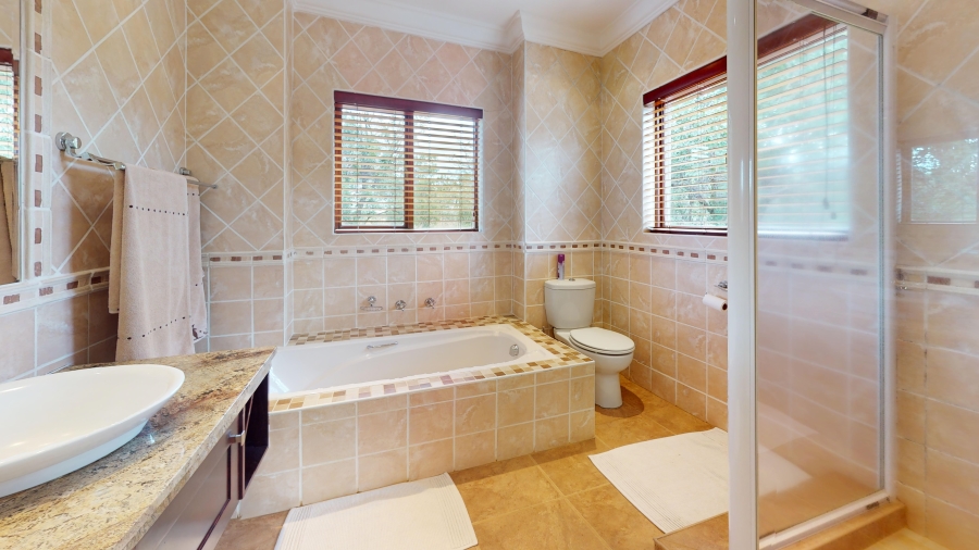 5 Bedroom Property for Sale in Zebula Golf Estate Limpopo