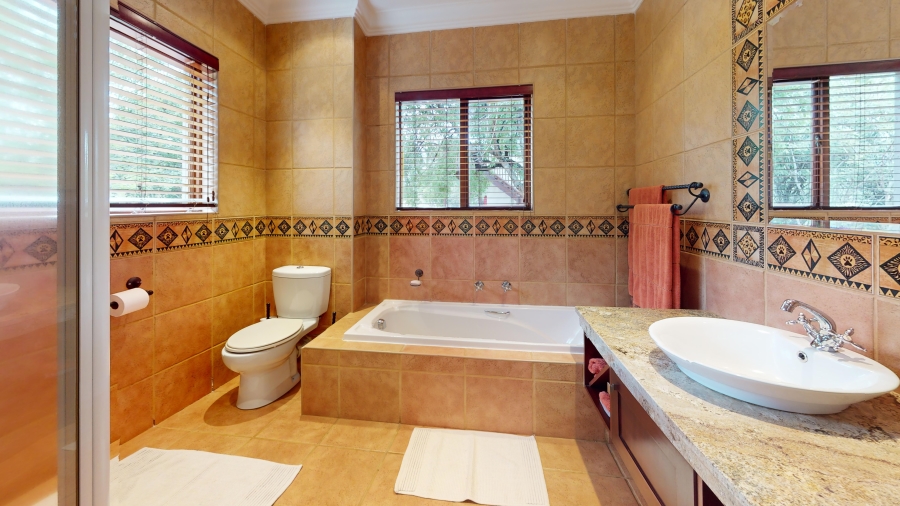 5 Bedroom Property for Sale in Zebula Golf Estate Limpopo