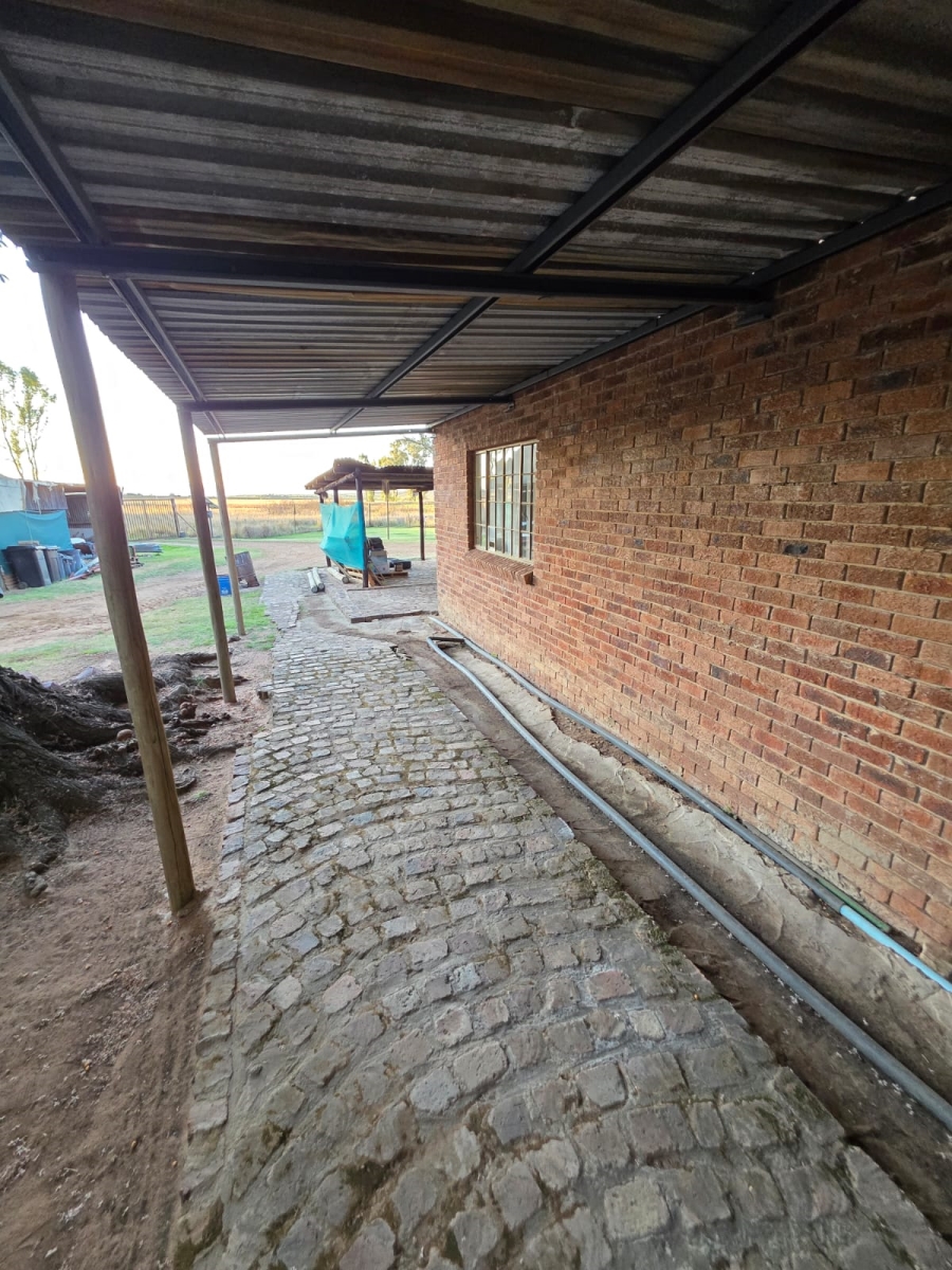 4 Bedroom Property for Sale in Alma Limpopo