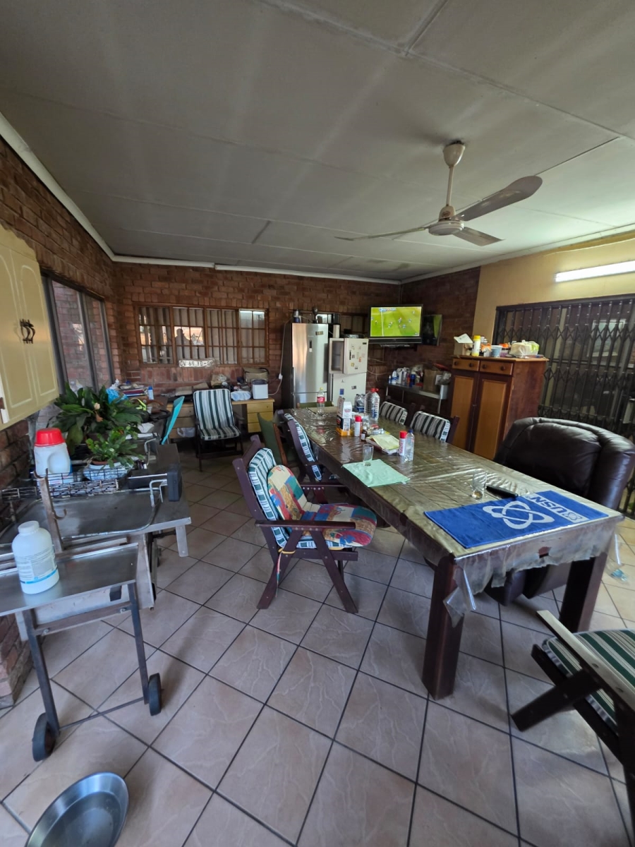 4 Bedroom Property for Sale in Alma Limpopo