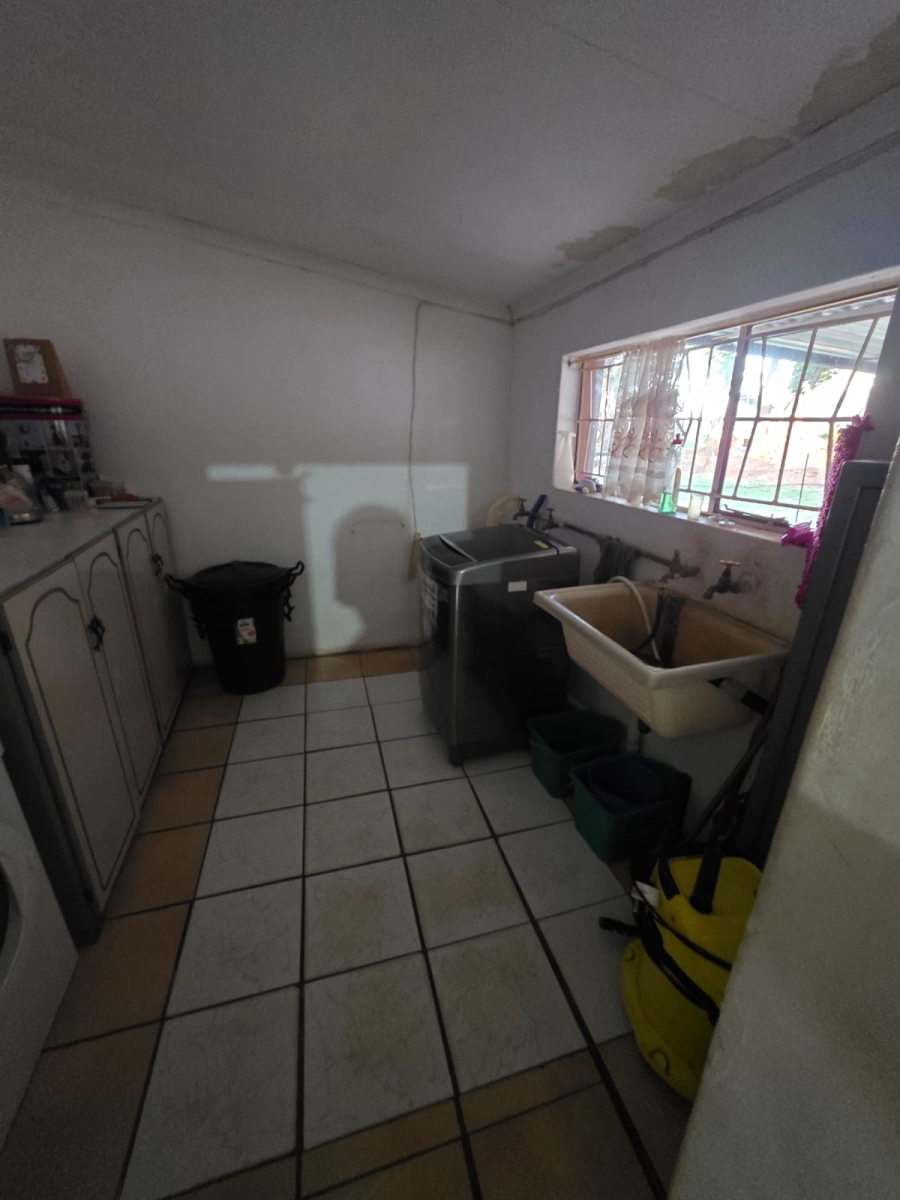 4 Bedroom Property for Sale in Alma Limpopo