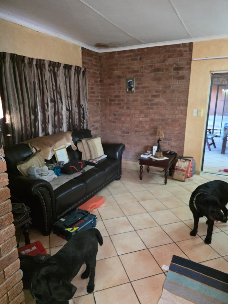 4 Bedroom Property for Sale in Alma Limpopo